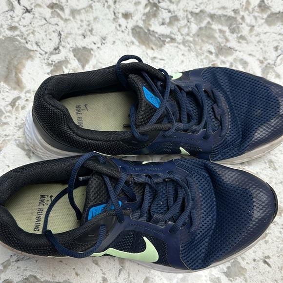 Nike running shoes downshifter size 11 - Picture 3 of 6